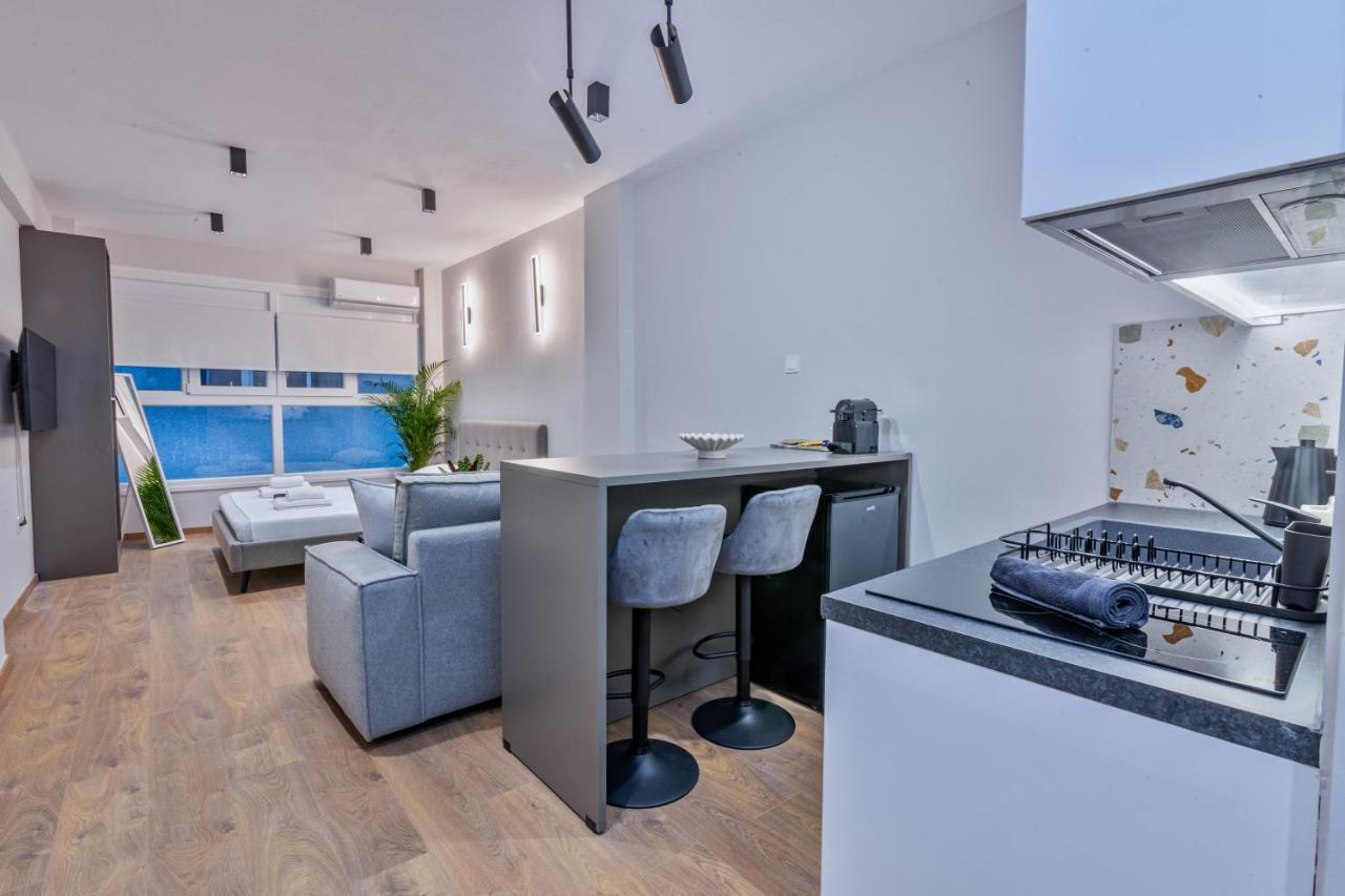 Luxury Downtown Apartment Α1 テッサロニキ エクステリア 写真
