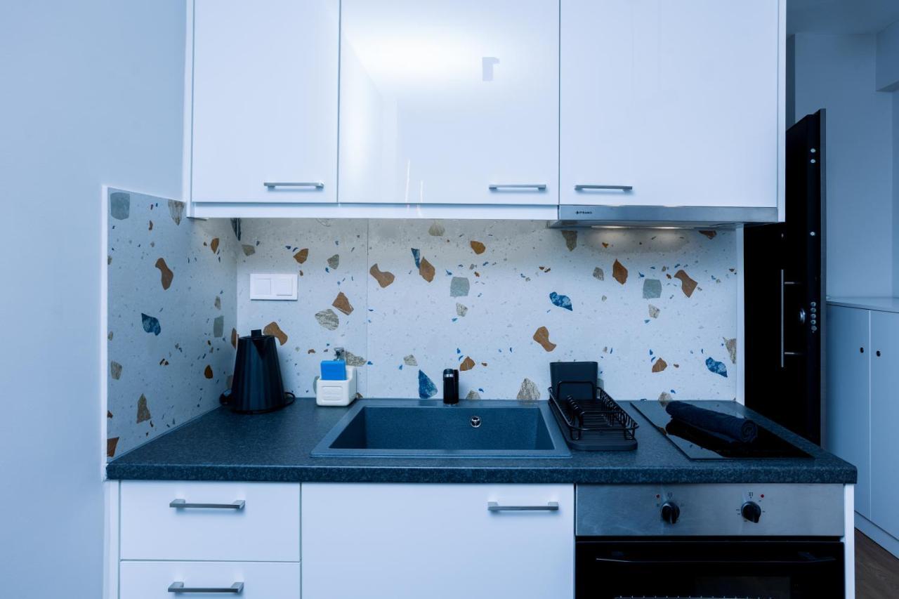 Luxury Downtown Apartment Α1 テッサロニキ エクステリア 写真